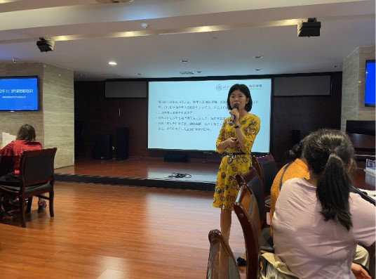 “强化岗位技能，培养业务人才” ——湖南发展养老联合湖南中医药大学护理学院组织开展养老护理员专题培训